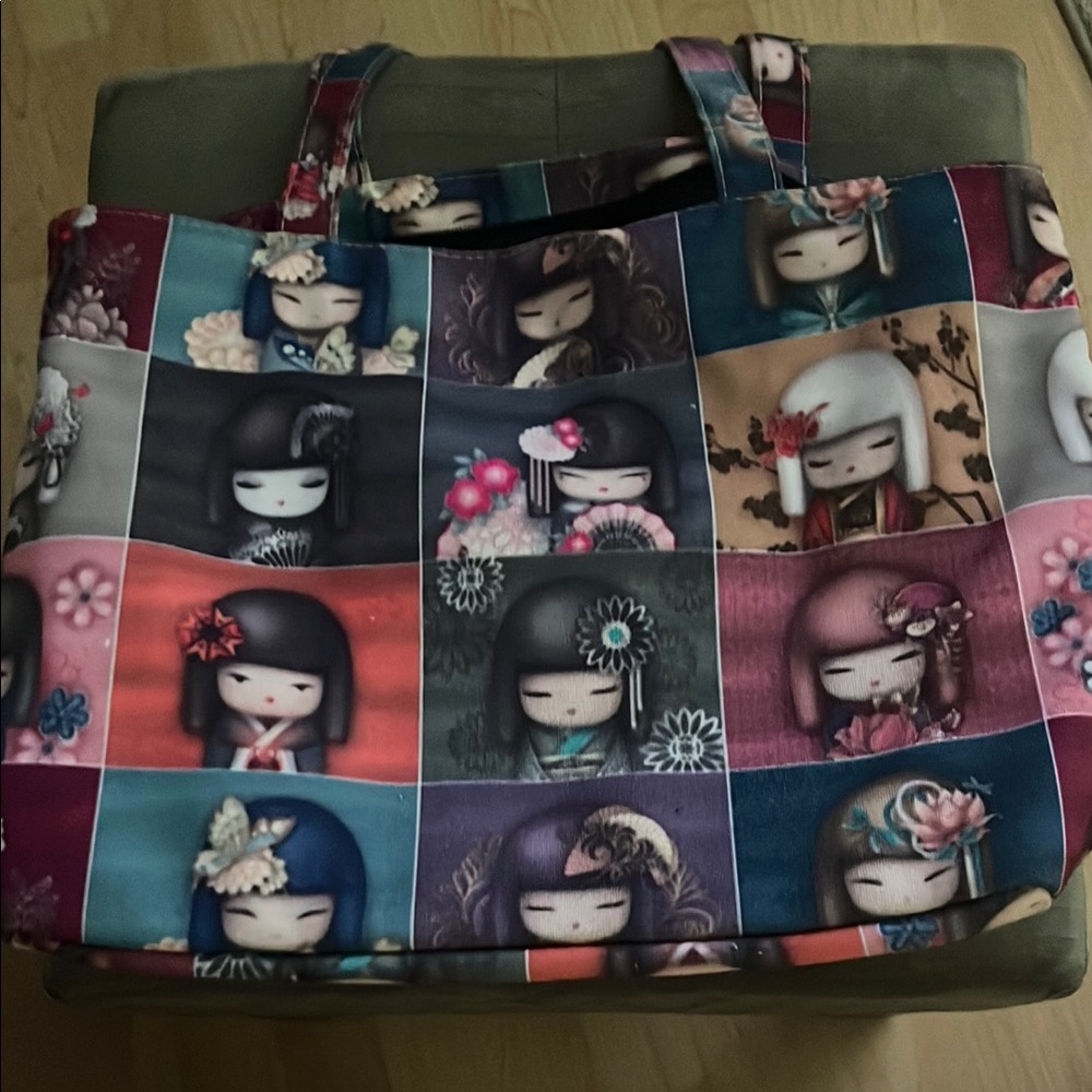 Kokeshi Tote with zipper in a Durable lined Canvas